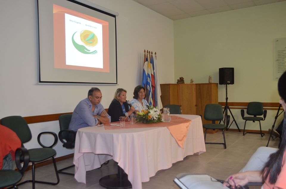 Grupo de Amor-Exigente Aprender a Volar-“Droga ¡Mal Educada! entra a tu casa sin pedir permiso”