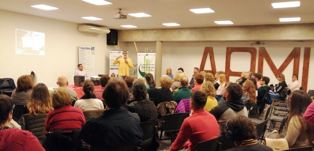 Grupo de Amor-Exigente Girasol-“Droga ¡Mal Educada! entra a tu casa sin pedir permiso”